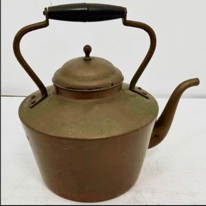 Vintage copper teapot / tea kettle with wood handle *EVC